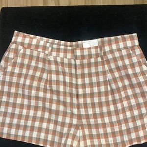 Nine West…high rise size L never worn with tags